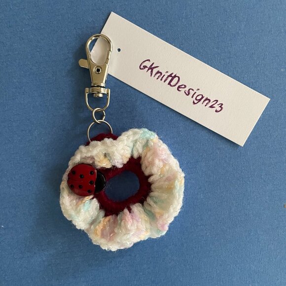 Floral Keychain, Keychain Charm, Crochet Easter Gift, Handmade Backpack Charm - Picture 5 of 6